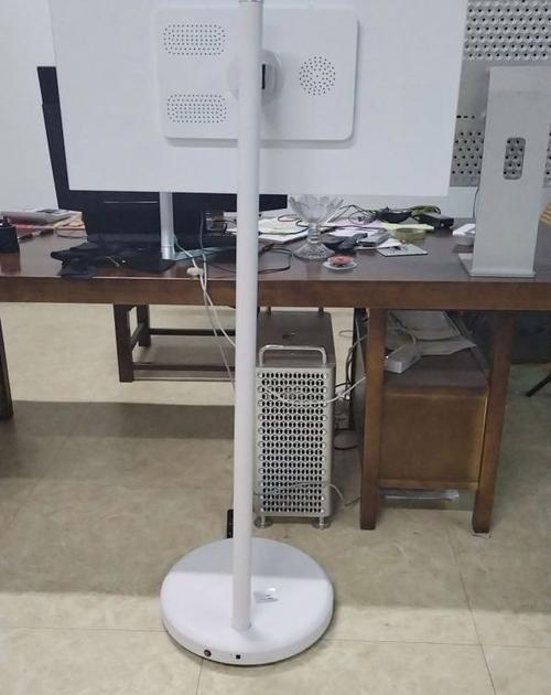 从产品形态理解可移动触控一体机的设计逻辑